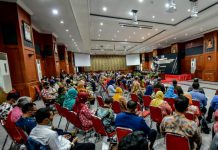 Para pejabat pemkot surabaya mulai dari kepala PD, camat hingga lurah mendapat oengarahan dari kejaksaan negeri surabaya pada acara peningkatan mental spiritual ASN dilingkup Pemkot Surabaya, Kamis (16/06/2022)