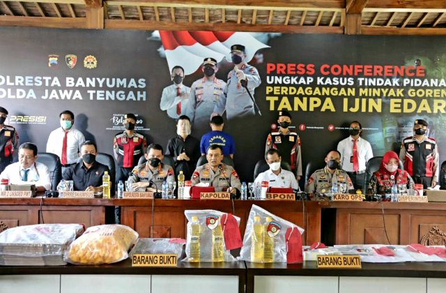 Polda Jateng Ungkap Kasus Peredaran Migor Kemasan Tanpa Ijin Edar di Banyumas