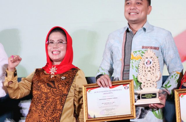 Wali Kota Eri Cahyadi Sabet Penghargaan Penggerak Koperasi Terbaik se-Indonesia