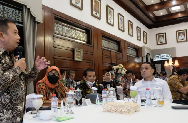 Ajak Kolaborasi Perguruan Tinggi se-Surabaya dalam Membangun Kota
