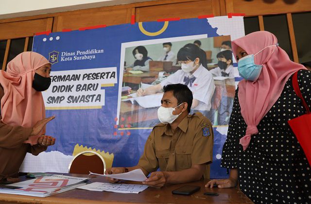 Pemkot Surabaya Fasilitasi PPDB Offline SMP Swasta