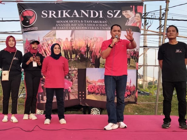 Wali Kota Eri Cahyadi bersama Istri dan didampingi pembina srikandi SZ Saifudin Zuhri saat menhadiri senam sicita bersama srikandi SZ