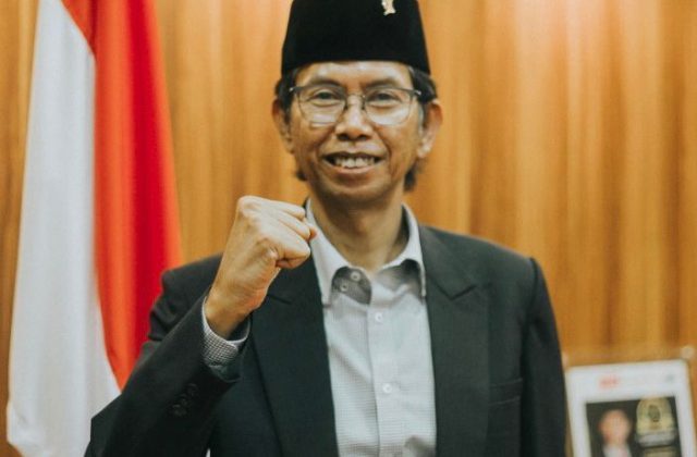 Momen malam tasyakuran HUT RI Ke-77, Ketua DPRD Surabaya: Niti Laku Teladan Pahlawan