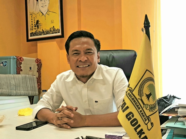 Arif Fathoni, ketua DPD Golkar Surabaya