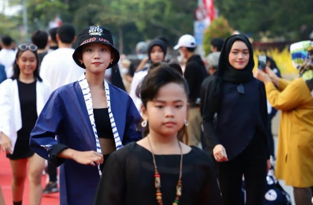 Pertama Kali Digelar, Event Mejeng Nang Suroboyo Jadi Wadah Kreasi Anak Muda di Bidang Fashion
