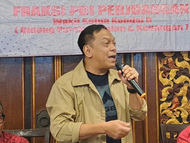 Wakil ketua komisi B DPRD Surabaya, Anas Karno