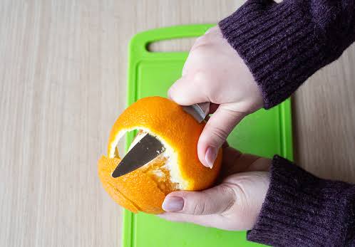 Teori Kulit Jeruk, Benarkah Bisa Prediksi Usia Hubungan?