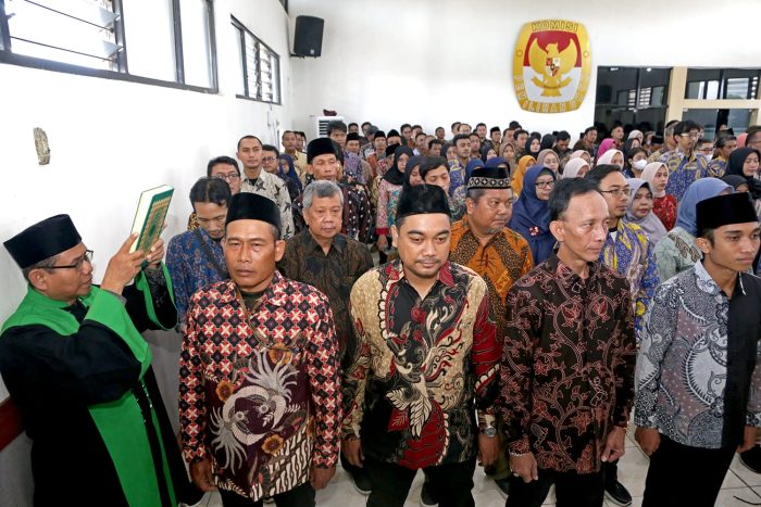 Usai Dilantik, 155 PPK Pilkada 2024 Diharapkan Mampu Jaga Netralitas Selama Bertugas