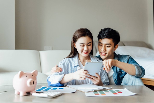 Tabungan Bareng Pasangan, Memperkuat Komitmen dan Mencapai Tujuan Finansial Bersama