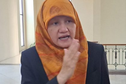 Reni Astuti, Wakil Ketua DPRD Surabaya