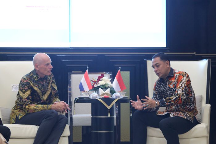 Wali Kota Eri Jajaki Peluang Kerjasama dengan Belanda untuk Pengembangan Kota Lama dan Makam Peneleh Surabaya