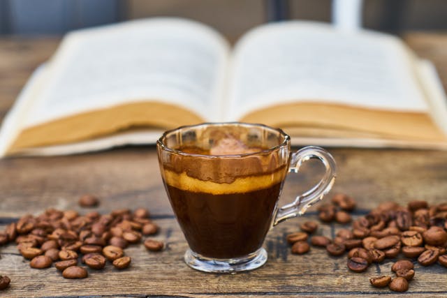5 Minuman yang Bikin Sakit Perut, Hindari Konsumsi di Pagi Hari