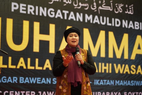 Perbaiki Akses Infrastruktur,  Cagub Luluk Siap Majukan Pariwisata Bawean