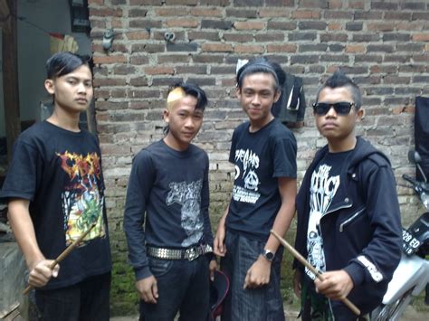 Membuat Gaya Punk ala Modern, Panduan untuk Pemula