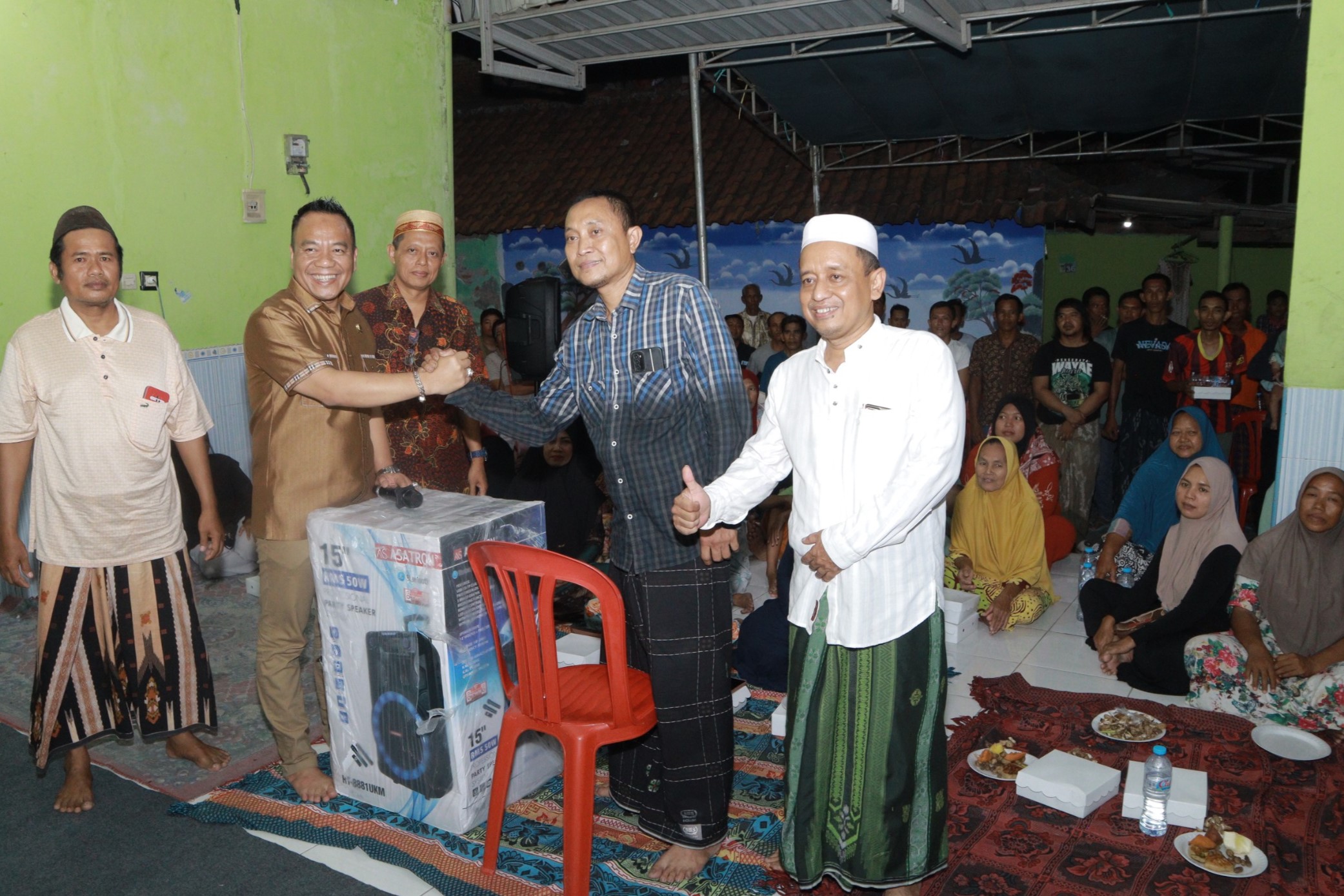 Reses di Babat Jerawat, Anggota DPRD Surabaya Yona Tampung Aspirasi Pembangunan Balai Warga hingga Bantu Sound Sistem