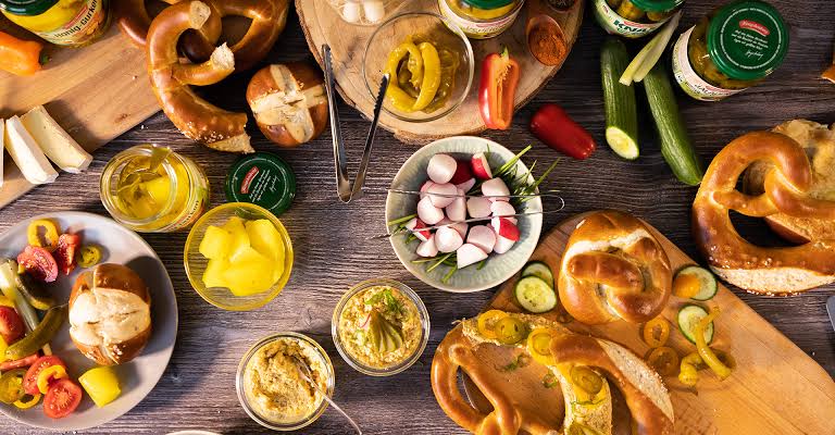Mengenal Lebih Dekat Brotzeit, Lebih dari Sekadar Roti dan Keju