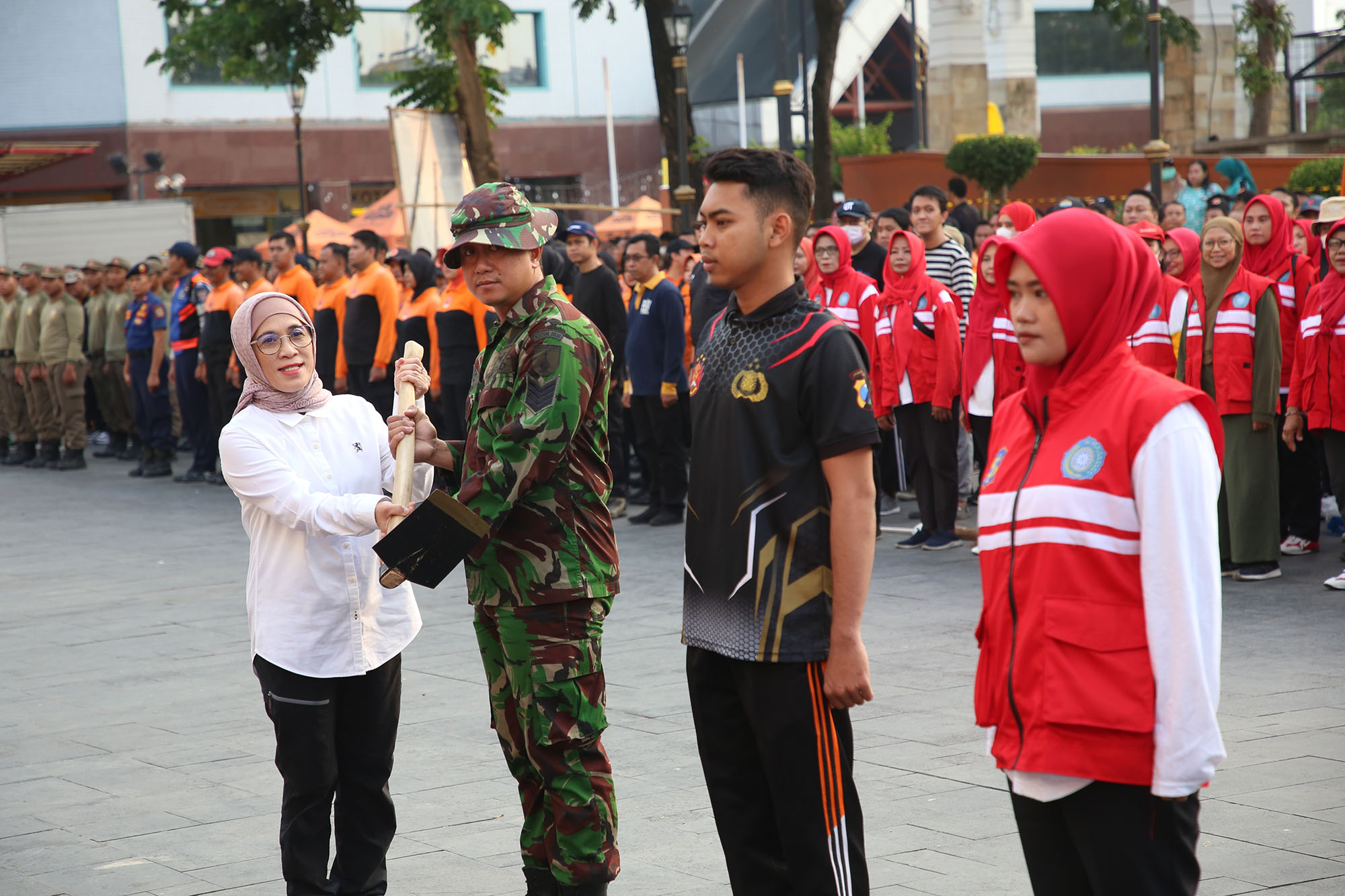 Pemkot Surabaya Luncurkan Program “Surabaya Bergerak” Jilid II untuk Antisipasi Musim Hujan