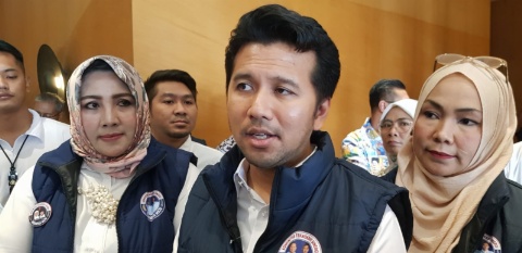 Sambut Masa Depan Maritim Jatim, Emil Dardak Kokohkan Konektivitas Laut
