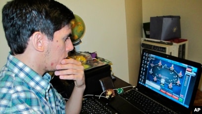 Jerat Tersembunyi di Balik Layar, Kecanduan Judi Online Sulit Dilepaskan