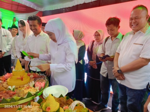 Dokter Agung: Kemenangan Khofifah-Emil di Pilgub Ini Bukti Kerja Keras dan Cinta Rakyat Jatim