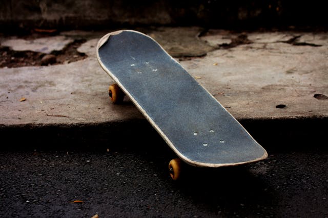 5 Manfaat Bermain Skateboard untuk Anak-anak