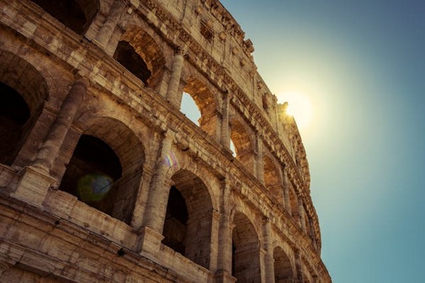 5 Peninggalan Romawi Kuno yang Masih Dapat Dikunjungi
