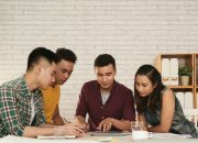 5 Adab Bergaul di Kantor yang Membuat Anda Disukai Rekan Kerja