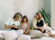 5 Cara Menghadapi Perbedaan Cara Mengasuh Anak dengan Pasangan