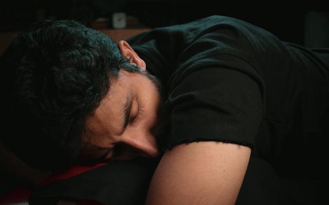 6 Jenis Makanan dan Minuman yang Bikin Sulit Tidur