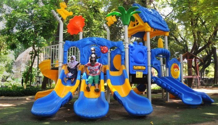Dua Taman di Surabaya Berhasil Raih Sertifikasi Ruang Bermain Ramah Anak Tersandar