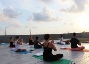 Panduan Praktis Membangun Rutinitas Yoga dengan Mindfulness di Rumah