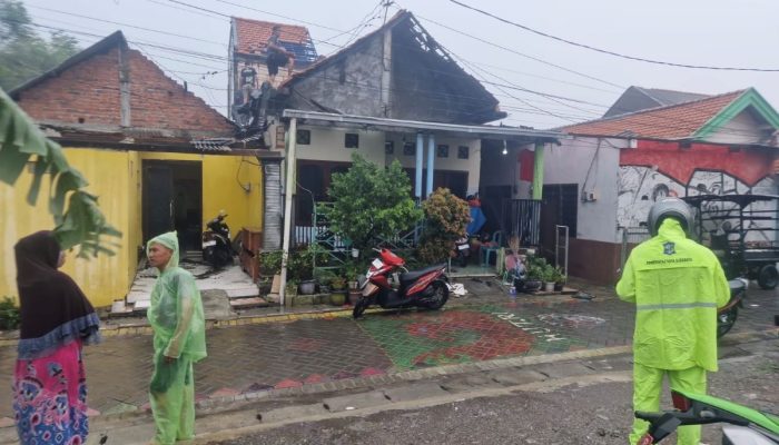 16 Rumah di Balas Klumprik Terdampak Terjangan Angin Kencang
