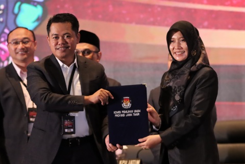 Ditetapkan Gubernur-Wagub Jatim Terpilih, Wakil Ketua DPRD : Saatnya Bersinergi Untuk Sejahterakan Rakyat