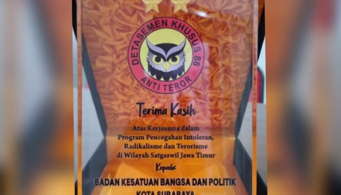 Bakesbangpol Surabaya Terima Apresiasi dari Densus 88 Antiteror
