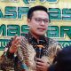 Foto Dokumen: Wakil Ketua DPRD Surabaya, Arif Fathoni saat menggelar jaring aspirasi masyarakat dalam masa reses sidang I Masa Persidangan kedua tahun anggaran 2025, di kawasan Sawahan Surabaya Kamis 13/02/2025