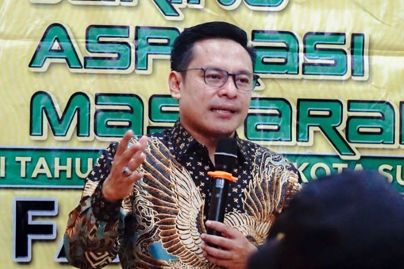 Foto Dokumen: Wakil Ketua DPRD Surabaya, Arif Fathoni saat menggelar jaring aspirasi masyarakat dalam masa reses sidang I Masa Persidangan kedua tahun anggaran 2025, di kawasan Sawahan Surabaya Kamis 13/02/2025