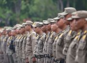 Satpol PP Surabaya Lakukan Antisipasi Tawuran dan Perang Sarung Selama Ramadan 2025