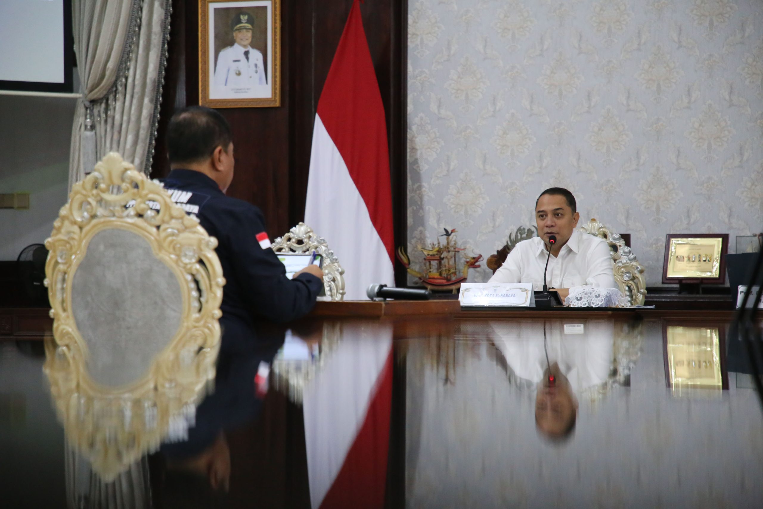 Wali Kota Eri Cahyadi saat paparan visi-misi inovasi kepala.Dinas LH, di ruang sidang wali kota, Kamis, (13/3/2025).