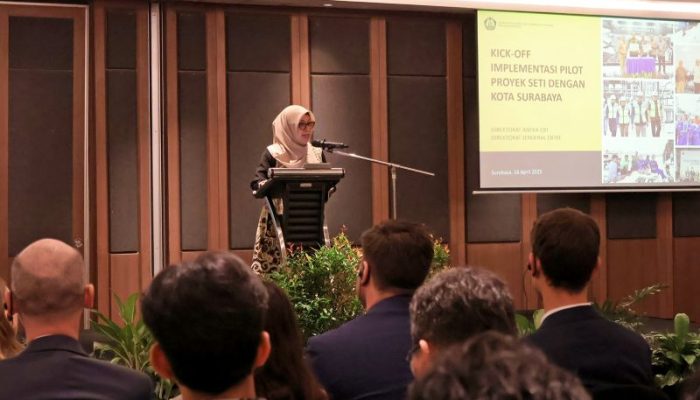 Pemkot Surabaya Jadi Pionir Dekarbonisasi Bangunan