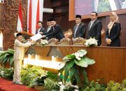 Ketua DPRD : Seluruh Fraksi – Fraksi Apresiasi Kinerja LKPj Gubernur Jatim 2024
