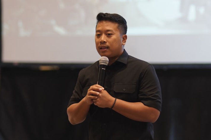 Alif Iman Waluyo legislator fraksi Gerindra DPRD Surabaya