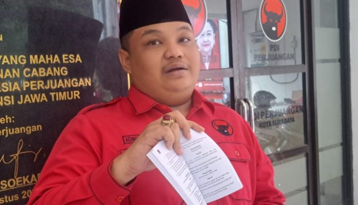 Achmad Hidayat Tuding Kepemimpinan Plt DPC PDIP Surabaya Menyimpang dari AD/ART Partai