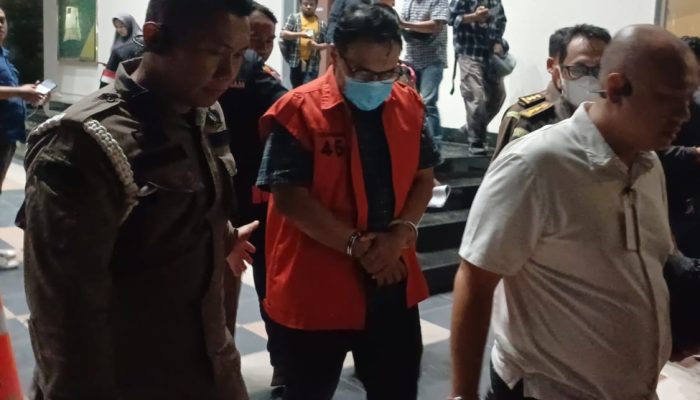 Eks Kabid DSDABM Surabaya Tersangka Gratifikasi Rp3,6 Miliar, AMAK: Mustahil Dia Main Sendiri!