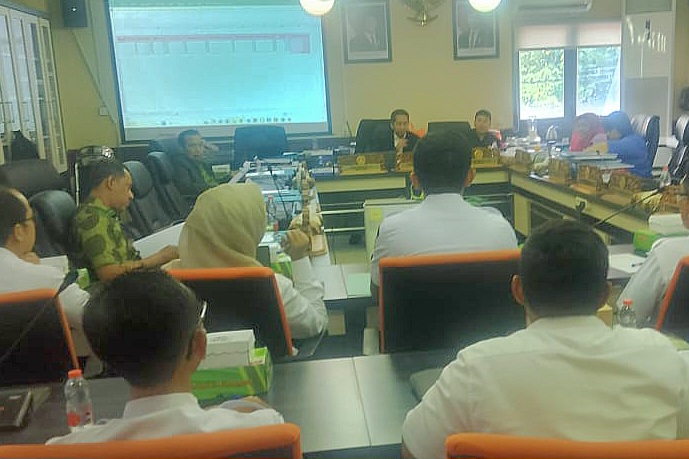 Rapat koordinasi dishub dan komisi C