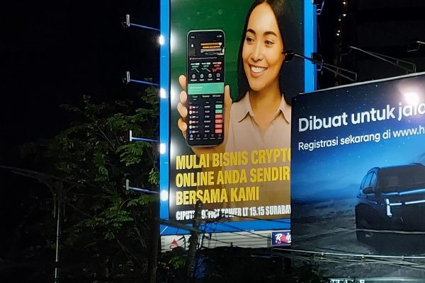 DPRD Surabaya Soroti Maraknya Iklan Billboard Cryptocurrency yang Tak Terdaftar OJK