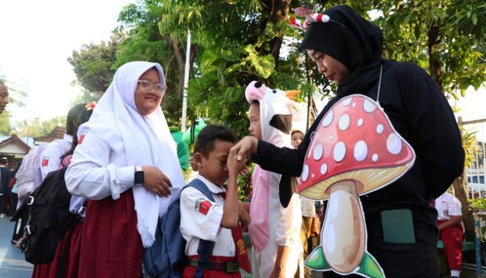 salah satu kegiatan saat masa mpls di SDN Kaliasin