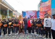 Anggota DPRD Surabaya Ikuti Jalan Sehat HUT RI ke-80 Bersama Warga Kampung Kuwukan