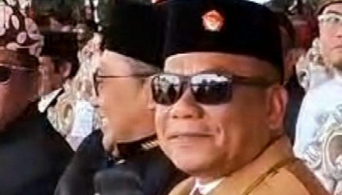 DPRD Surabaya Minta Insiden Bendera Terbalik Saat Upacara HUT RI Ke 80 di Balai Kota Tak Dibesar-besarkan