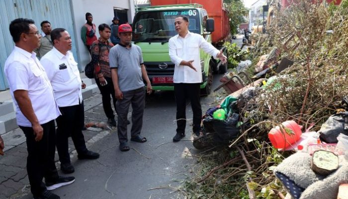 Wali Kota Eri Tekankan Tiga Poin Evaluasi Usai Temukan Tumpukan Sampah Hasil Kerja Bakti
