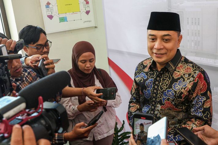 Wali Kota Surabaya Bakal Beri Beasiswa Bagi Mahasiswa kampus swasta